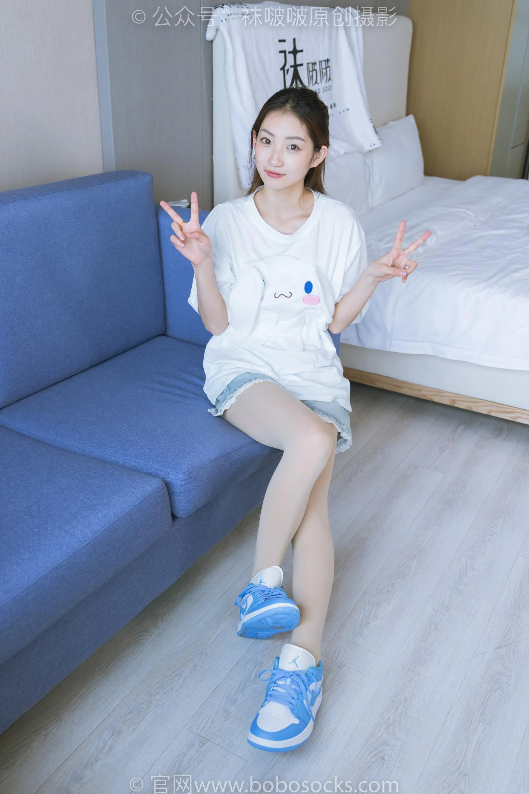 [BoBoSocks袜啵啵]NO.228 小沫-板鞋、厚肉丝、裸足 [90P]插图1